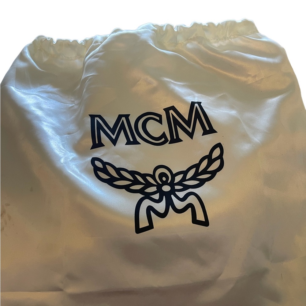 Authentic MCM - Picture 7 of 10